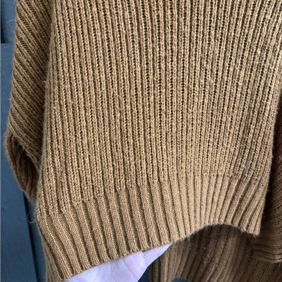 FAVLUX Mustard Sweater - Picture 6 of 7